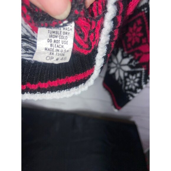 Classic Essentials Pink And White Nordic Snowflake Fair Isle Holiday Sweater Cre - Picture 7 of 7